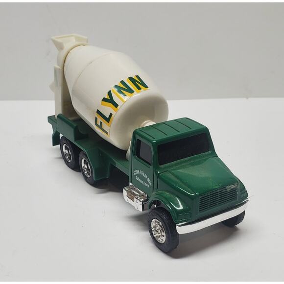 Ertl International 4900 Concrete Mixer Truck Loose Flynn - Picture 1 of 4